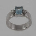 18ct Diamond aquamarine engagement ring