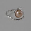 silver and cultured pearl ring