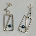 Linear cultured pearl earrings